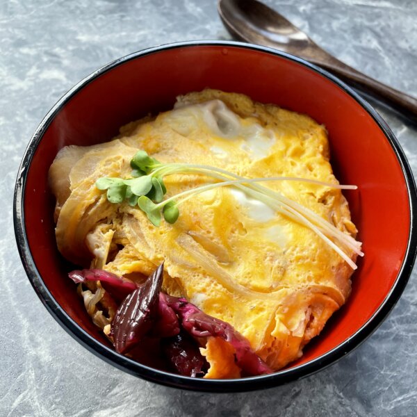 Tamagodon – Japanese Egg Rice Bowl (10 Minute Recipe)