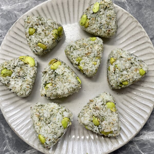 Green Onigiri (Shiso Onigiri with Edamame & Aonori)